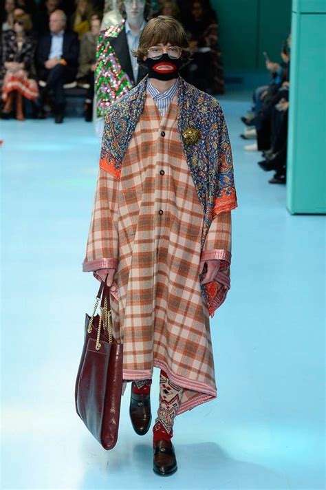 gucci moda autunno invernno 2017 2018|gucci dresses for fall.